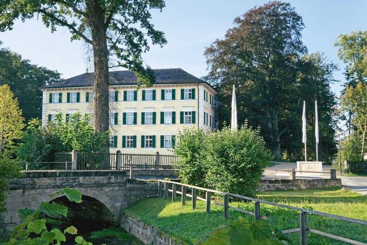 Hotel, mit Terrasse und Garten sowie Sauna in Scheßlitz