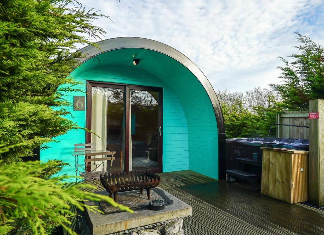 Original Glamping Pod with Hot Tub in Cheshire West and Chester