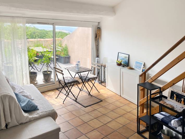 Ganze Wohnung, Moderne Wohnung in La Seyne-sur-Mer, 30 m², Terrasse in La Seyne-sur-Mer, Mittelmeerküste (Frankreich)