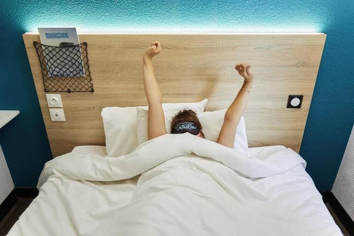 Hôtel pour 3 personnes, avec terrasse, animaux acceptés dans Parc des Expositions de Villepinte - 2