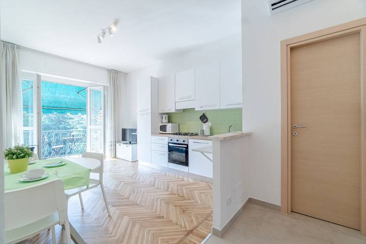 Apartamento entero, Apartamento de vacaciones para 4 personas con balcón/terraza in Asti, Asti (Municipio)