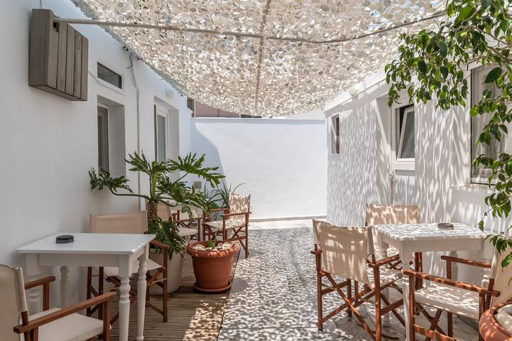 Gîte pour 3 personnes, avec jardin dans Tinos - 2