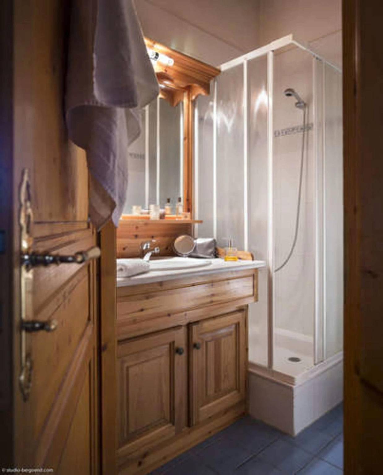 Apartamento entero, Apartamento 'Lesetoilesdelaplagne Chalet 16' con balcón in Belle Plagne, La Plagne-Tarentaise