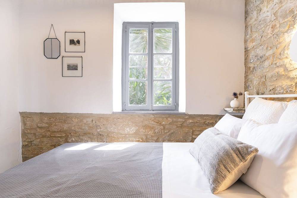 Villa Gaia Syros | 1800's Stone Building in Syros