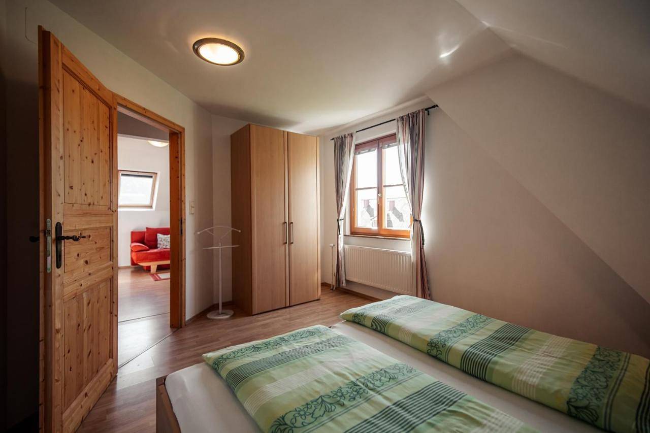 Ganze Ferienwohnung, One-Bedroom Apartment with Garden View in Weißenkirchen in der Wachau, Bezirk Krems an der Donau-Land
