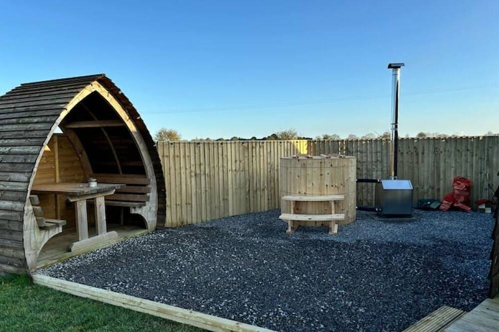 Glamping Pods - Standen Lodge in Mablethorpe, Lincolnshire