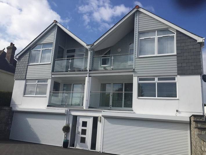 Apartamento de vacaciones para 6 personas, con vistas además de balcón y jardín - 1