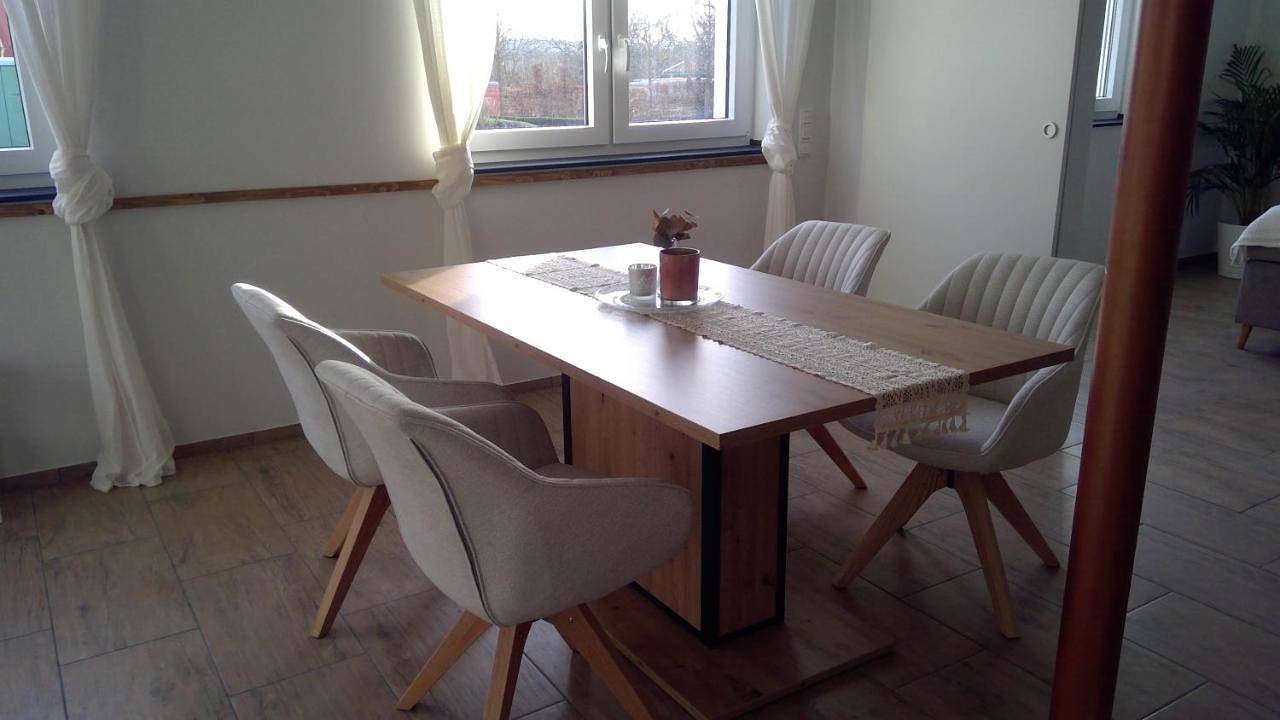 Ganze Wohnung, One-Bedroom Apartment in Hürtgenwald, Rureifel (Nordrhein-westfalen)