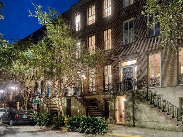 Vacation rental for 4 people, with terrace and pool in Savannah