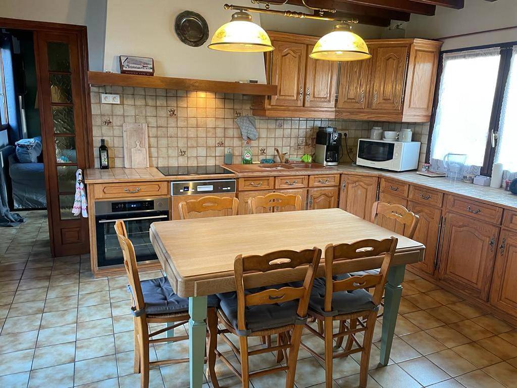 Four-Bedroom House in Saigneville, Région d'Abbeville