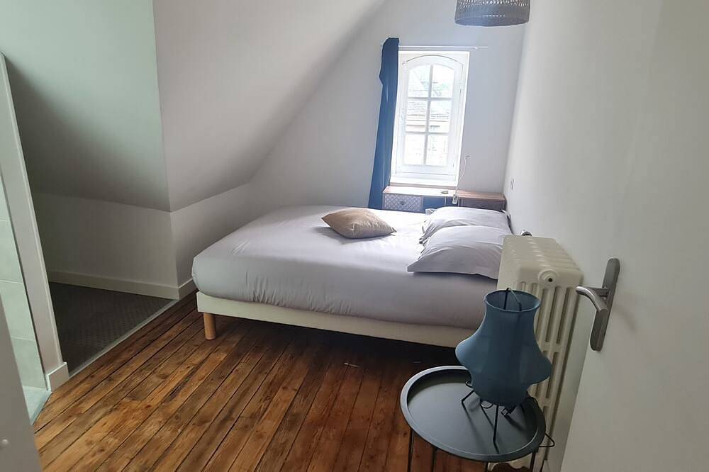 Apartamento entero, Le Rivoli - T3 - dernier étage in Pontivy, Pontivy region