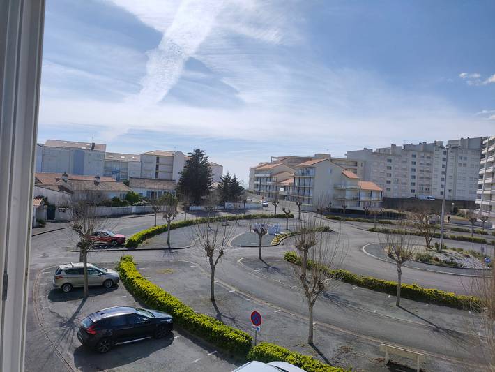 Ganze Wohnung, Geräumige Wohnung für 4 Pers, 200m zum Strand, mit Privatparkplatz in Saint-Hilaire-de-Riez, Vendée