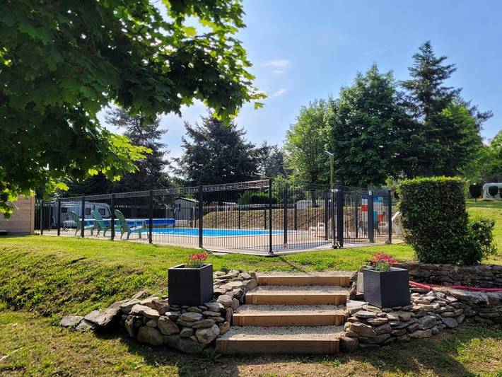 Mobil home pour 4 personnes, avec Balcon/Terrasse à Saint-Maurice-de-Lignon
