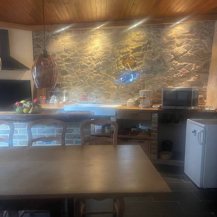 Gîte 'Chez Germaine Et Fred' avec piscine partagée, terrasse privée et Wi-Fi in Le Ségur, Région d'Albi