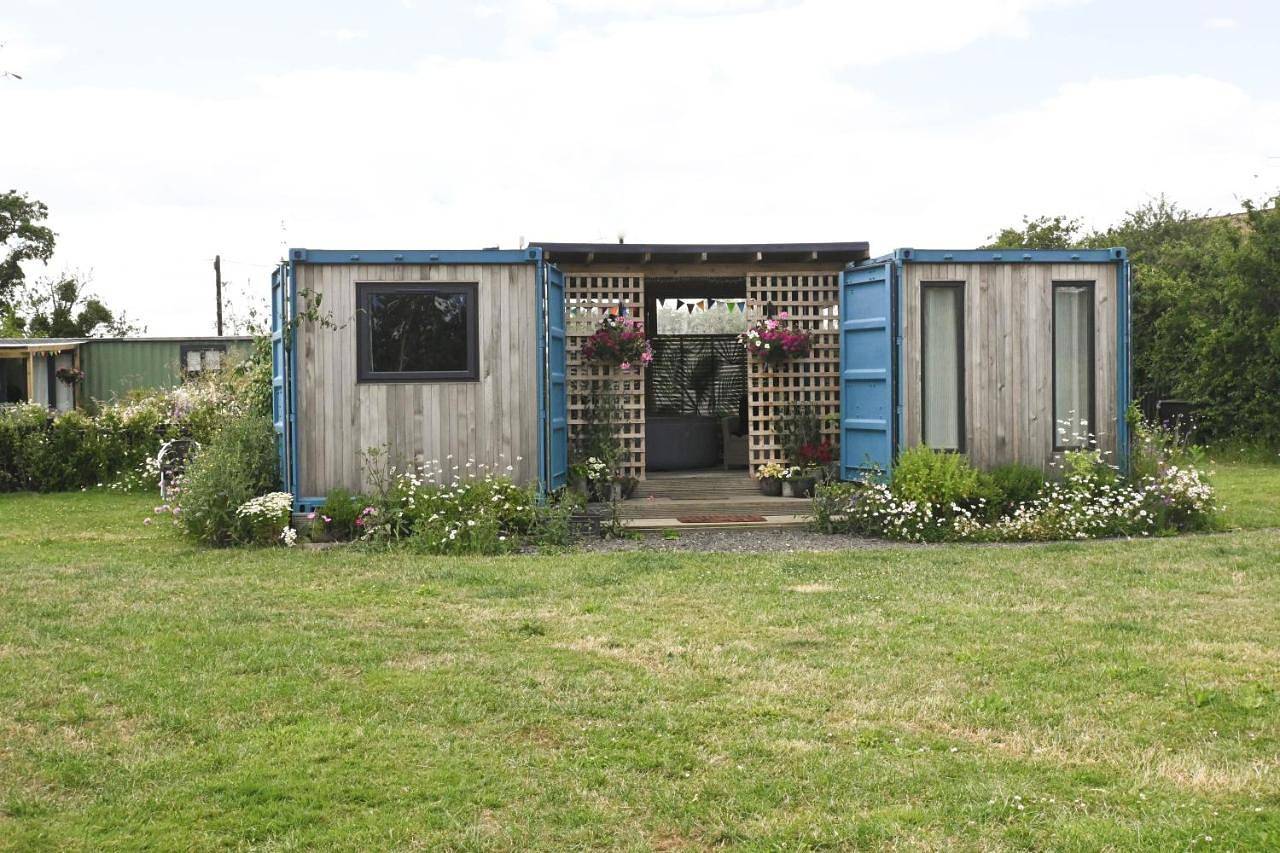 Bluebell Cabin in Badsey, Worcestershire