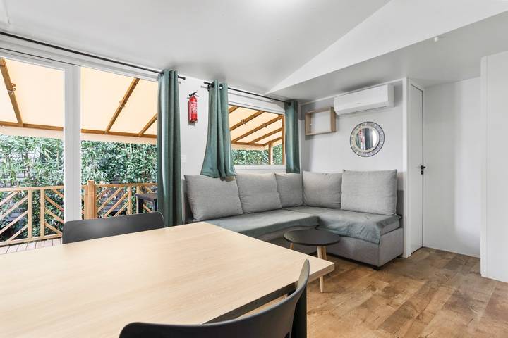Appartamento 'Mobile Home Le Montourey' con Balcone e Aria Condizionata in Frejus, Costa mediterranea (Francia)