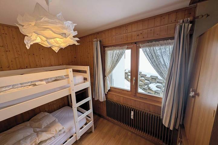 Gîte pour 5 personnes, avec balcon dans Chandolin - 3