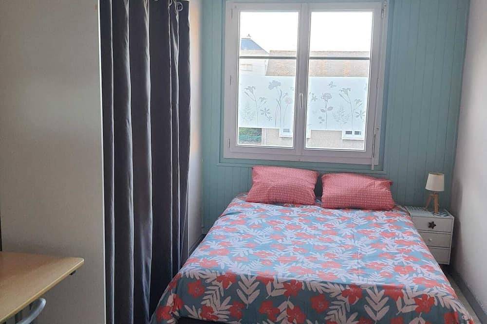 Appartement entier, Appartement T3 lumineux 50 m² Hypercentre avec balcon 700m de la mer in Saint-Nazaire, Côte d'Amour
