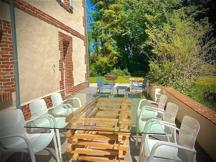 Location de vacances pour 18 personnes, avec vue et vue sur le lac ainsi que jardin et piscine à Touques - 2