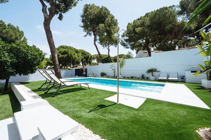 Location de vacances pour 4 personnes, avec jardin ainsi que piscine et terrasse à Alcalá de Guadaíra - 4