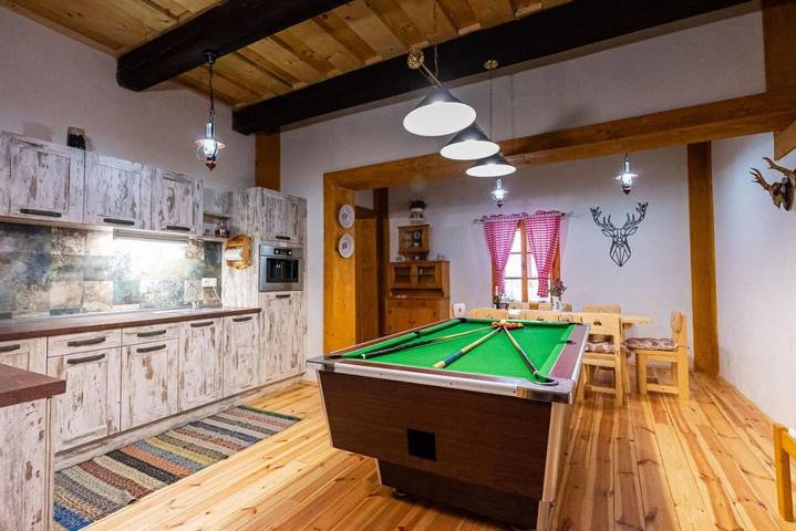 Domek letniskowy dla 6 osób, z basen i sauna oraz jacuzzi i ogród w Słowacja