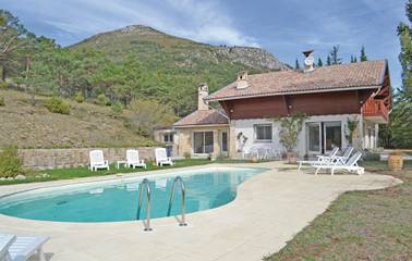 Ferienhaus für 11 Personen, mit Garten und Pool in Draguignan Region