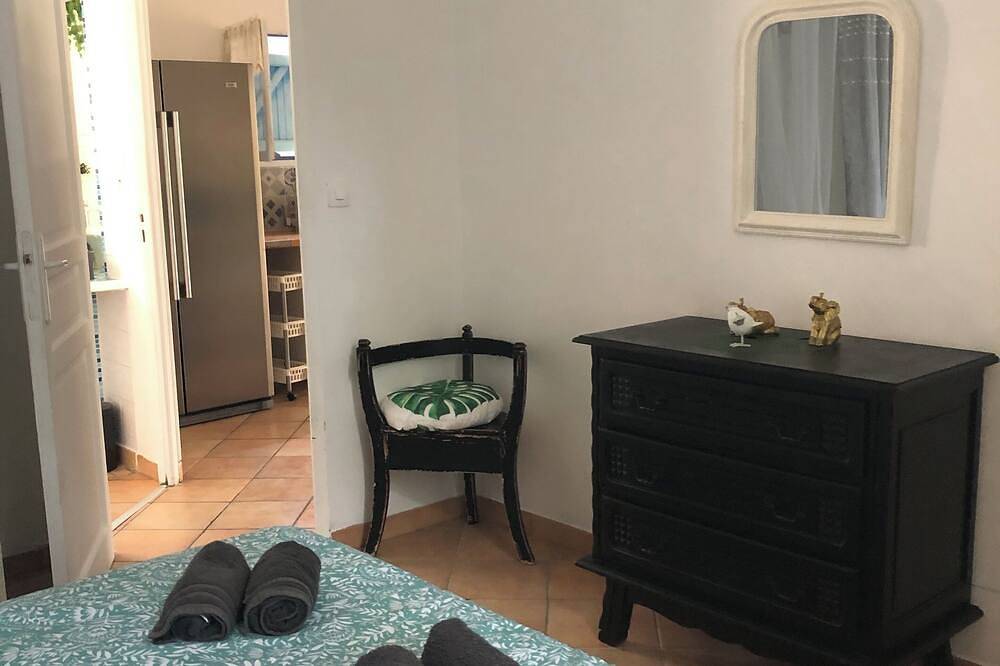 Cassis seasonal rental House with pool and garden in Cassis, Nationalpark Calanques