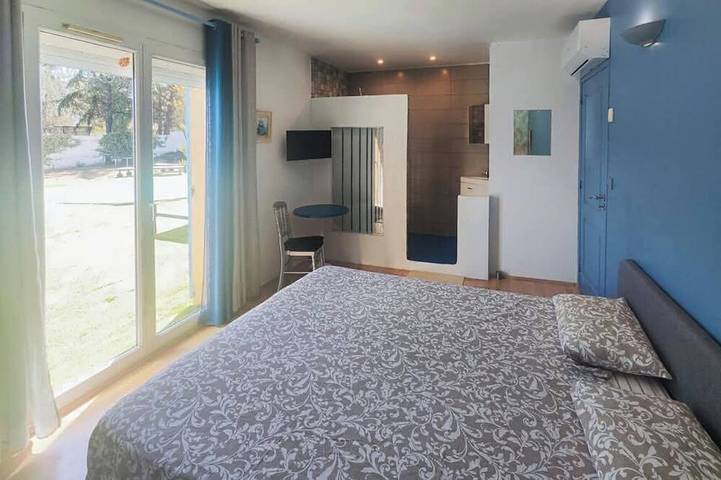 Location de vacances pour 6 personnes, avec jardin à Usclas-d'Hérault - 3