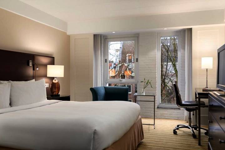 Hotel für 4 Personen, mit Terrasse in Anne Frank Haus