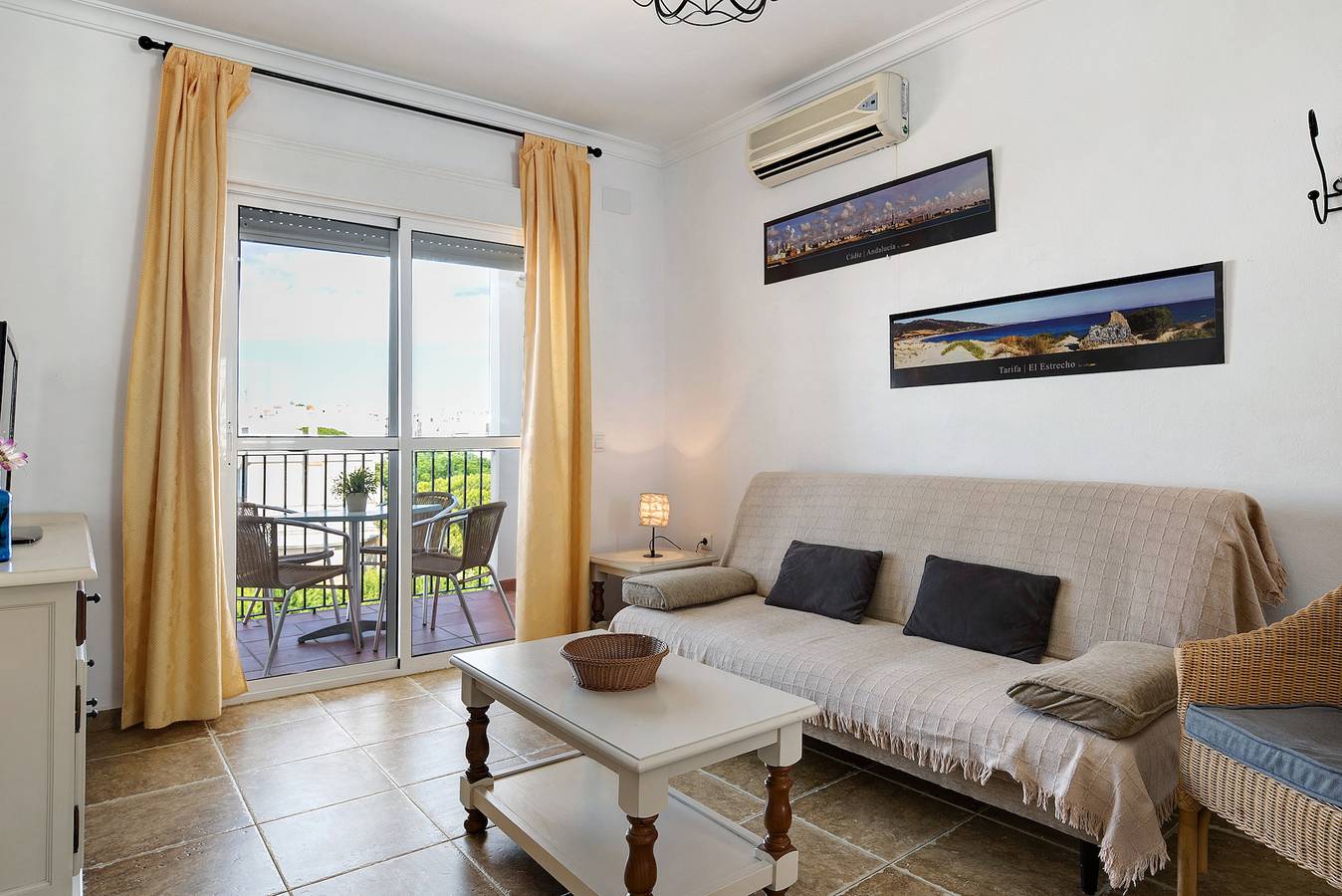 Ολόκληρο το διαμέρισμα, Apartment "Alboran 208" in City Centre with Terrace & Wi-Fi in Conil de la Frontera, Κόστα ντε λα Λουζ