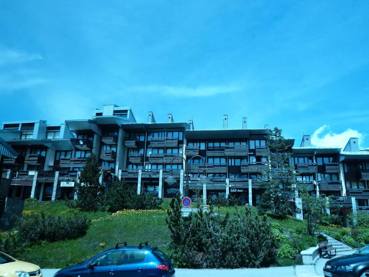 Geheel appartement, Appartement 2 kamers 4 personen dicht bij de pistes en winkels in de wijk Lavachet. Gelegen op de 4e verdieping van een in Tignes, Massif de la Vanoise