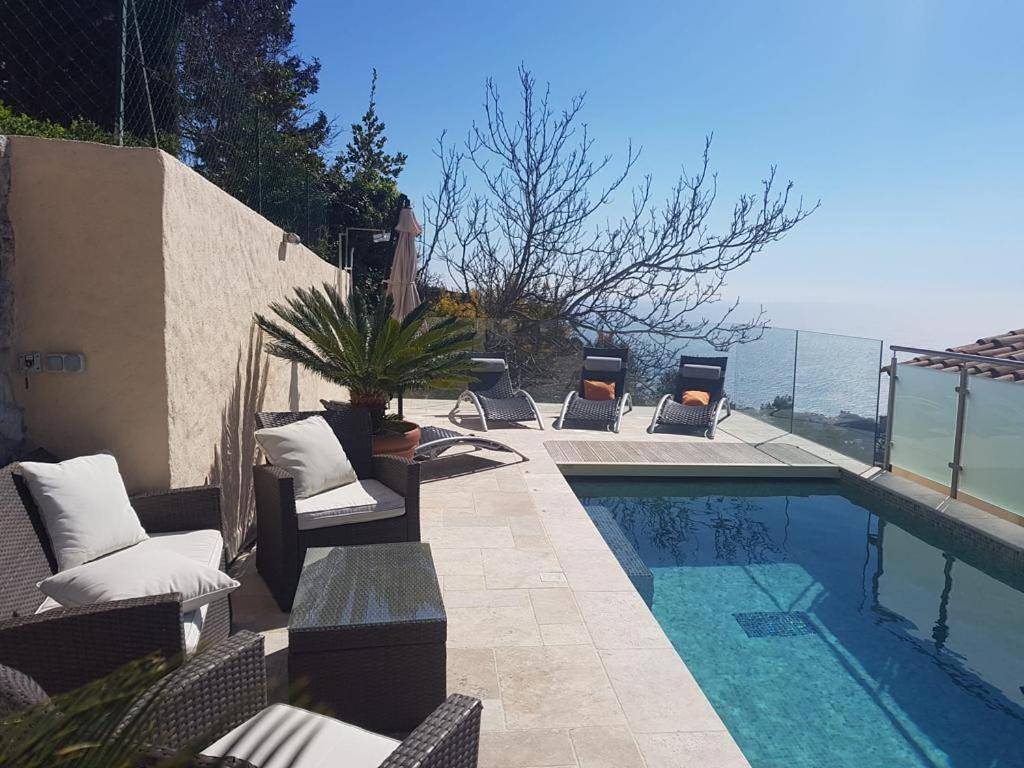 Luxurious, Quiet, and Peaceful, 3 floor villa, 5km from Monaco in La Turbie, Côte méditerranéenne (France)