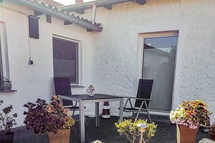 Bungalow für 2 Personen, mit Garten und Terrasse