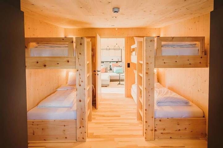Chambre d’hôte pour 8 personnes, avec jardin ainsi que piscine et sauna à Warth - 3