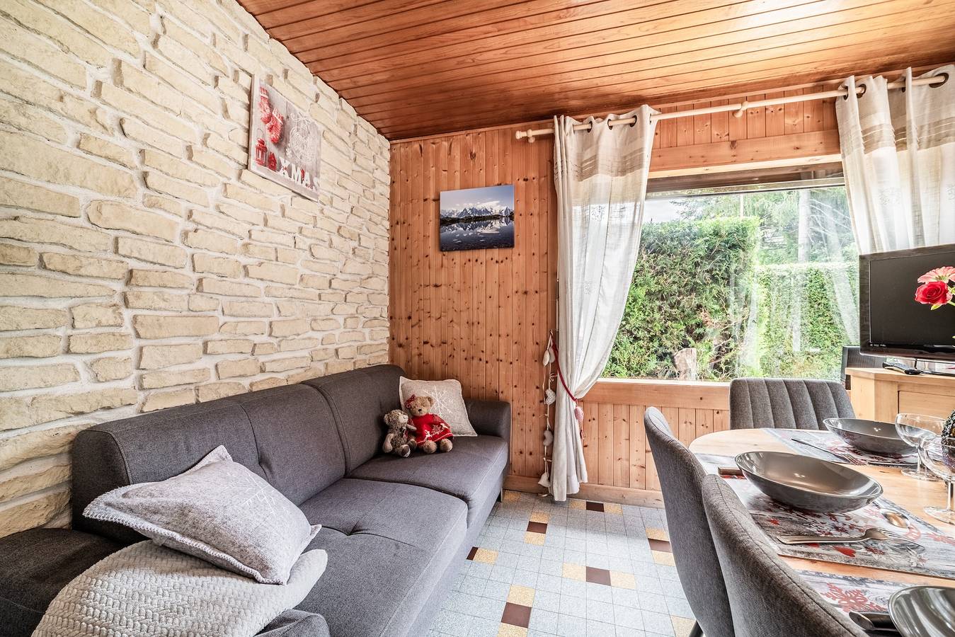 Chalet « Le Petit Chalet » avec vue sur la montagne, terrasse privée et Wi-Fi in Morzine, Les Portes du Soleil