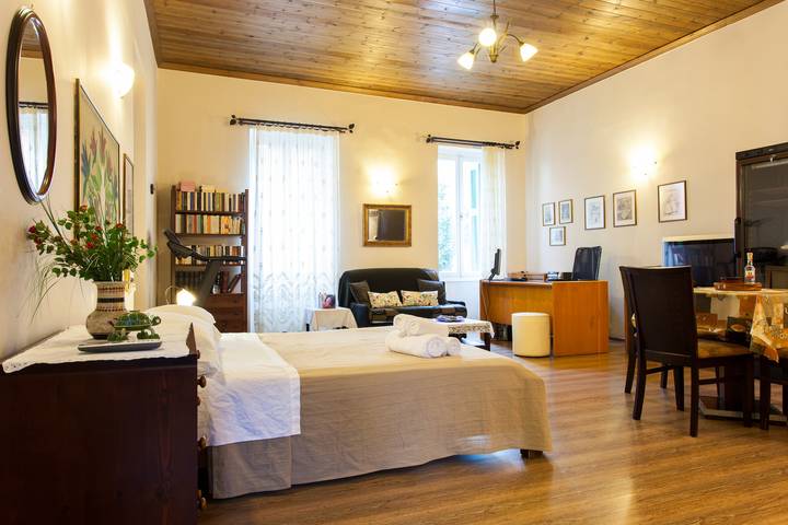 Apartamento entero, Agatharchou 2 in Sección central de Atenas, Atenas