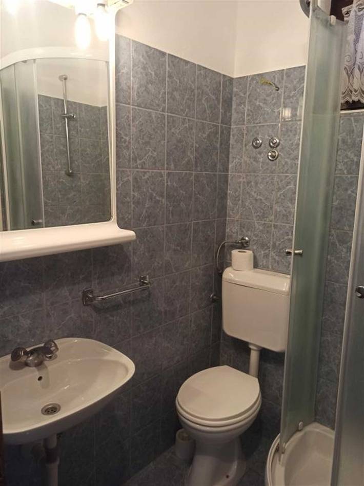 Ferienwohnung für 4 Personen, mit Balkon und Balkon/Terrasse sowie Terrasse in Grad Šibenik - 3