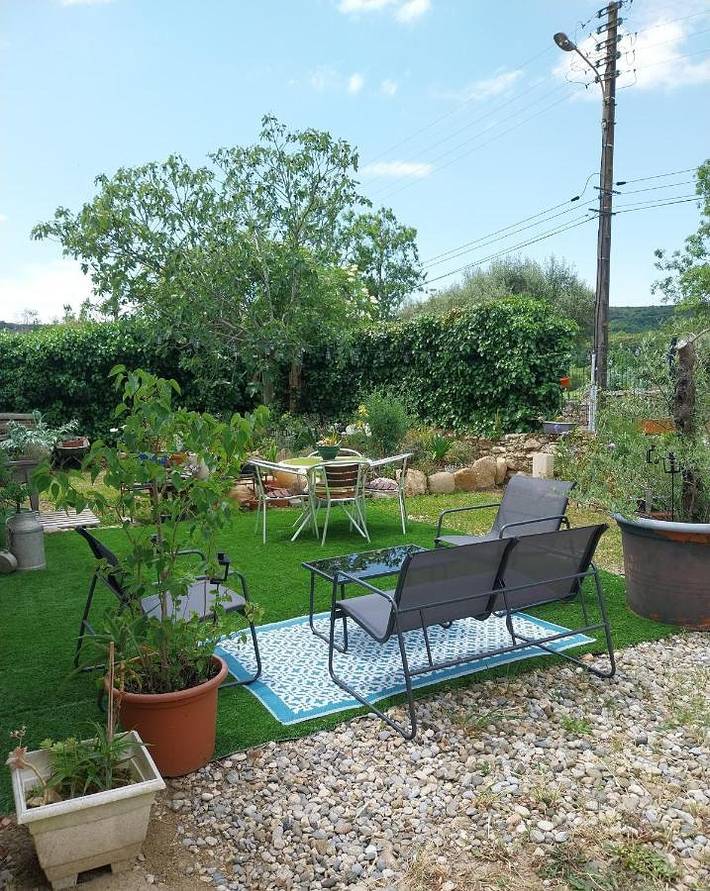 Ferienhaus für 3 Personen, mit Garten und Ausblick