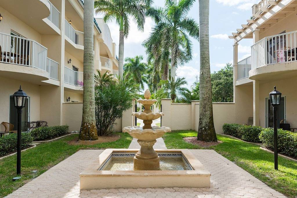Ganze Wohnung, Einheit 354 - 2 Schlafzimmer 2 Badezimmer Bay Side Interior Condominium in Siesta Key Beach, Siesta Key