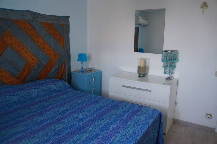 Hermoso apartamento en una villa, playa privada con sombrillas y tumbonas in Spiaggia della Spinazza, Municipio de Noto