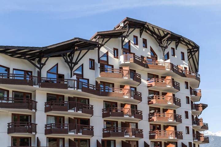 Ferienwohnung für 5 Personen, mit Balkon und Ausblick in Courchevel