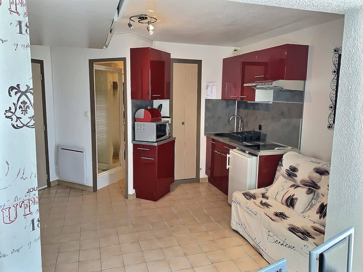 Entire studio, La Peyroulade - Comfortable studio with sea and po in Valras-Plage, Côte d'Améthyste