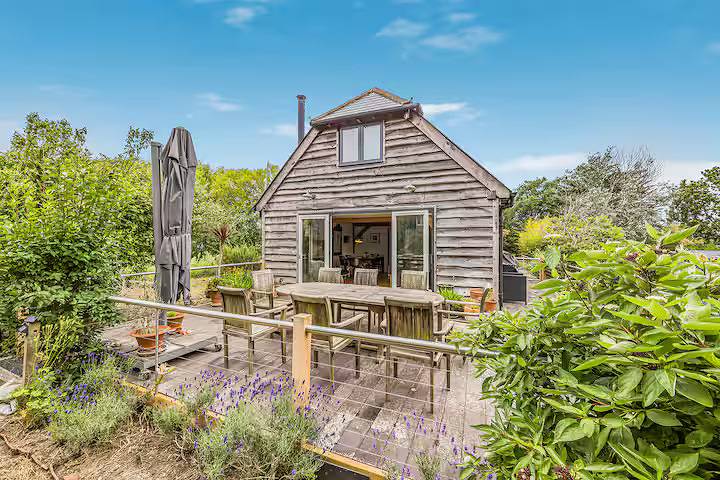 Hidden Gem by the Sea | Pass The Keys in Hayling Island, Havant