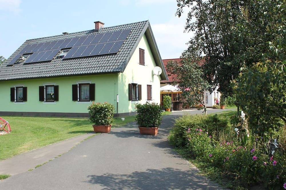 Ferienhaus Trummer - Ferienhaus in Südoststeiermark, Halbenrain