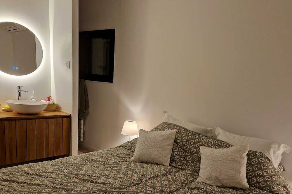 Charming family villa in Tourtour. 40 minutes from the Côte d'Azur. in Tourtour, Draguignan region