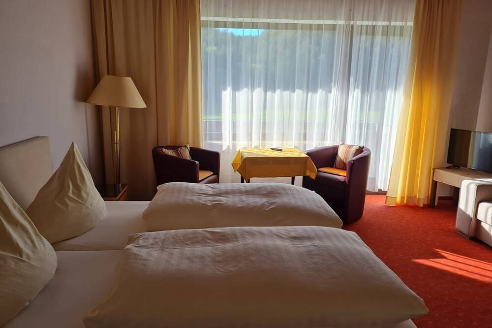 Doppelzimmer Nr. 22 - Waldpension Rabeneck in Waischenfeld, Frankenalb