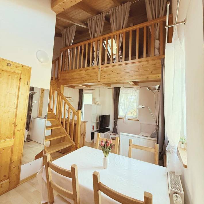 Ferienwohnung für 4 Personen, mit Balkon in Bruckmühl