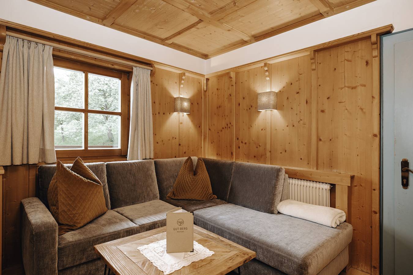 Entire holiday apartment, Almrausch in Alpendorf, Sankt Johann im Pongau