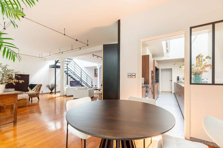 Grande maison de 250m² entièrement rénovée in Nantes, Région de Nantes