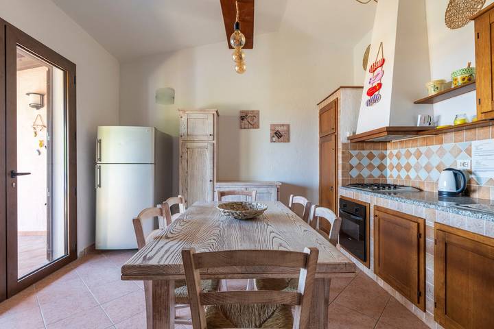 Villa 'Casa Joy' with Sea View, Wi-Fi and Air Conditioning in Abba Urci, Tertenia